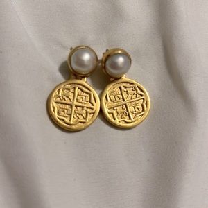 Julie Vos Coin and pearl drop earrings
